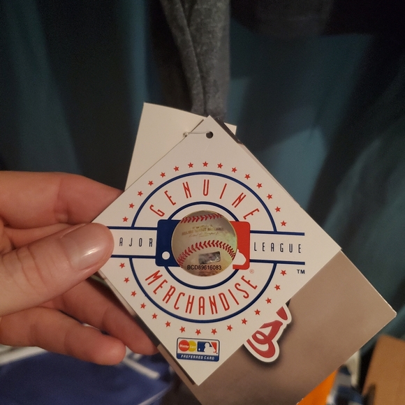 Atlanta Braves Raglan - Picture 4 of 7